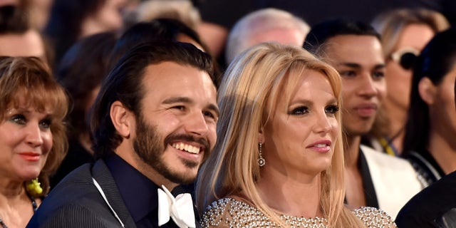 Britney Spears und Charlie Ebersol
