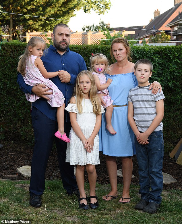 Victoria and Michael Whitfield with their children (L-R) Felicity, Izabel, Verity and Bailey in 2018