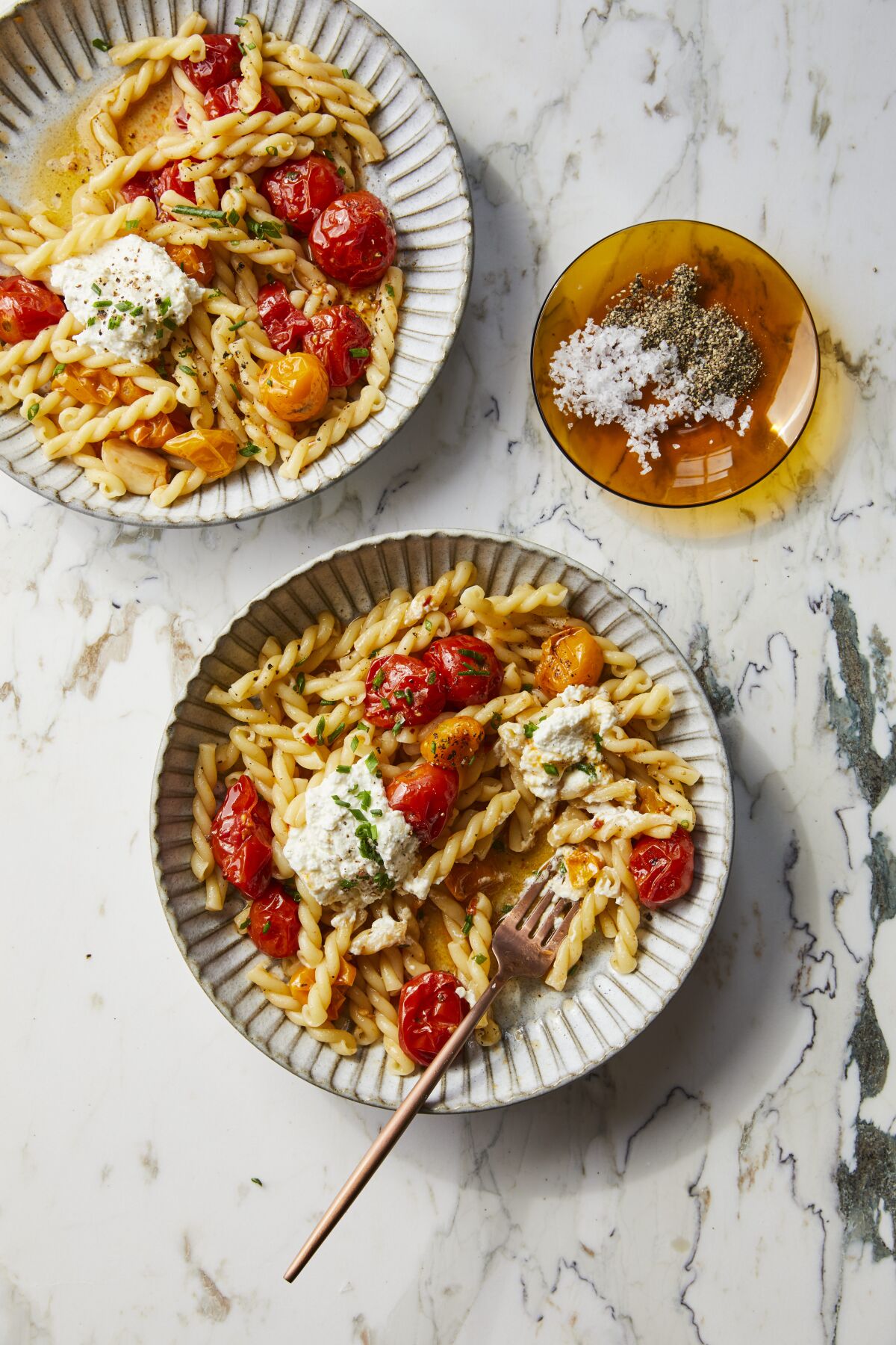 Pasta mit Tomatenconfit und Ricotta von "Bis zum letzten Bissen."