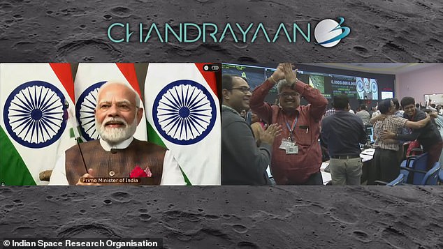 Indiens Premierminister Narendra Modi beobachtete die epische Mission und schwenkte die Flagge des Landes, als die Landung bestätigt wurde