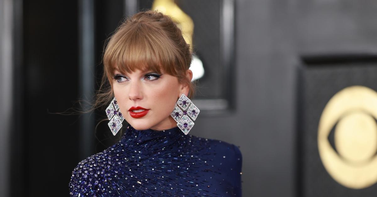 Taylor Swift Grammys blaues Kleid