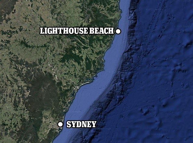 Lighthouse Beach wird zu dieser Jahreszeit nicht von Rettungsschwimmern bewacht, da die umliegenden Strände ebenfalls für Schwimmer und Surfer gesperrt sind