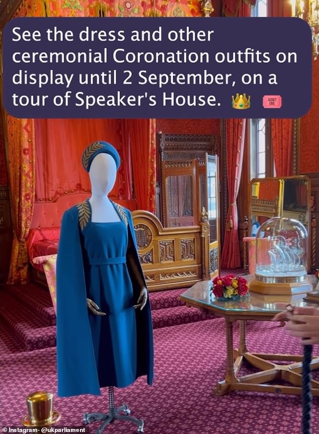 Pennys Kleid ist Teil einer umfassenderen Ausstellung, die die zeremonielle Kleidung und Uniformen zusammenfasst, die die Abgeordneten und Mitarbeiter während der Krönung des Königs trugen