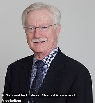 Dr. George Koob, Bidens Alkoholzar, sagte, dass Alkoholkonsum „keine Vorteile“ habe