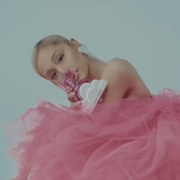 Neuer Duft: Am 13. August brachte sie einen neuen Duft namens Cloud Pink auf den Markt, den Verbraucher in den Ulta Beauty Stores kaufen können