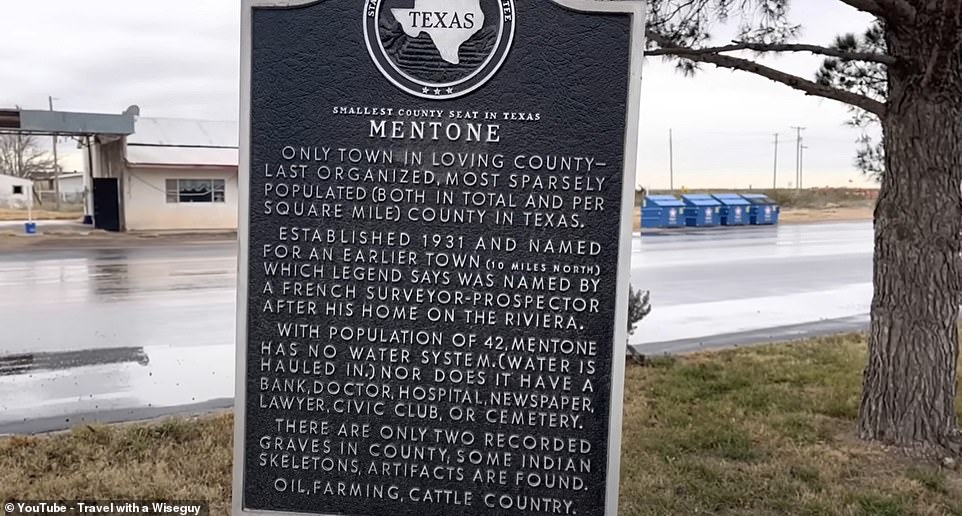 Als er die abgelegene Stadt betritt, stößt er auf ein Schild, auf dem steht, dass Mentone „im Jahr 1931 gegründet und nach einer früheren Stadt (10 Meilen nördlich) benannt wurde, die der Legende nach von einem französischen Landvermesser und Prospektor nach seinem Haus an der Riviera benannt wurde“.
