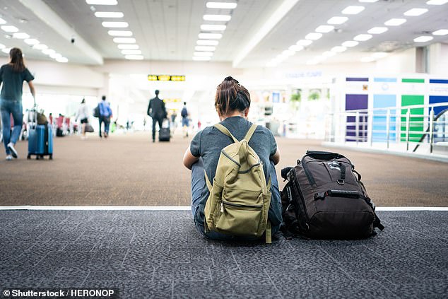 Gefühl der Niedergeschlagenheit: Verspätete und annullierte Flüge können für Reisende große Belastungen darstellen