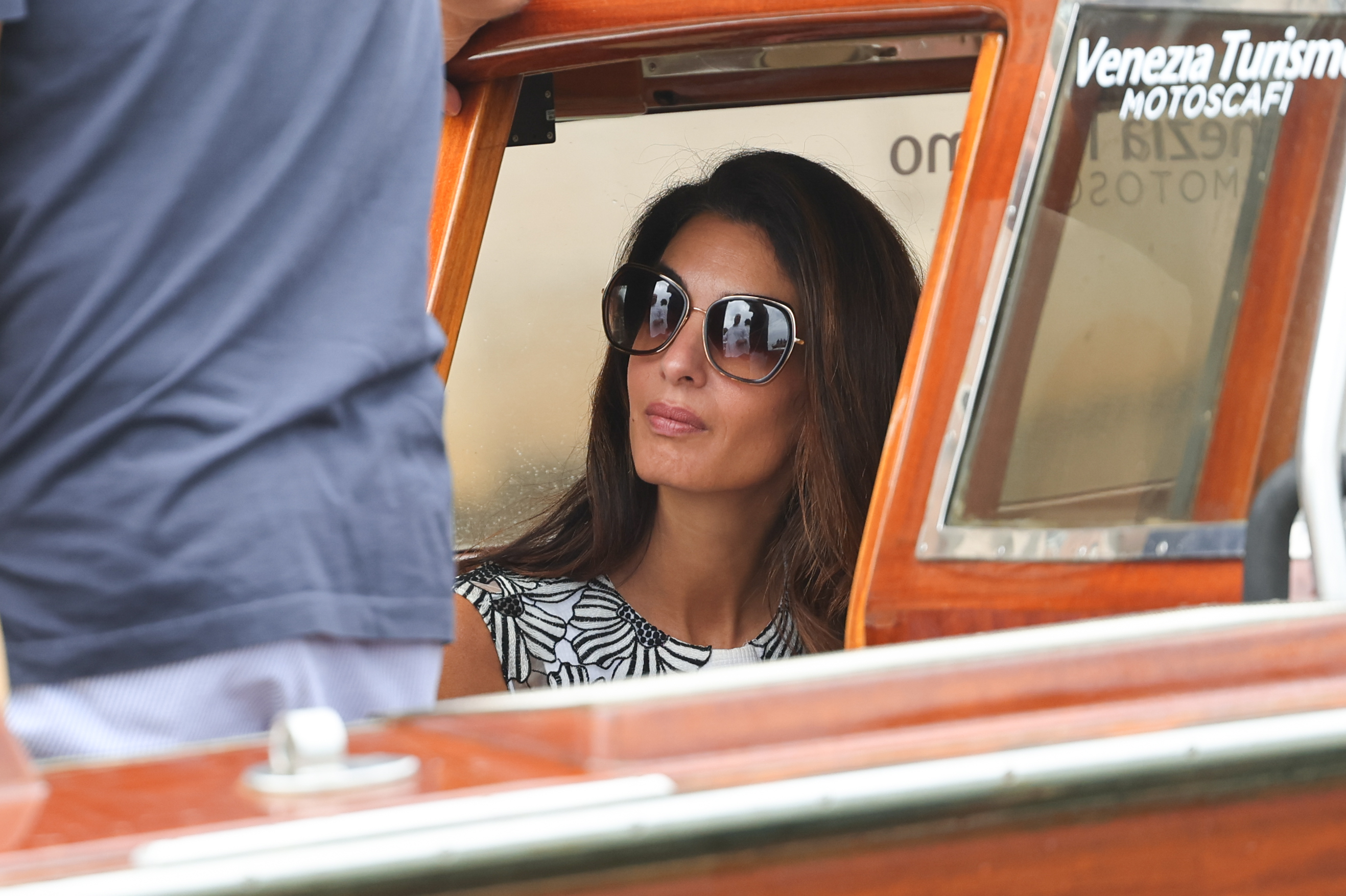 Bootsfahrt mit Amal Clooney 
