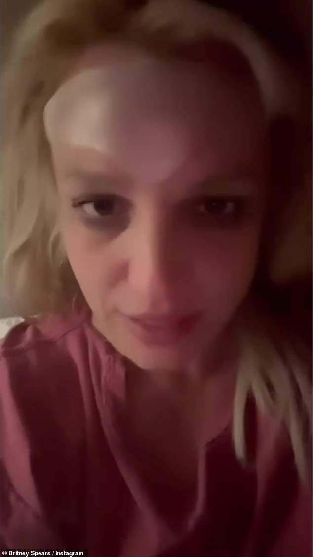 Neuer Beitrag: Britney Spears nutzte am Freitag die sozialen Medien, um Botox, die beliebte kosmetische Injektion, anzuprangern