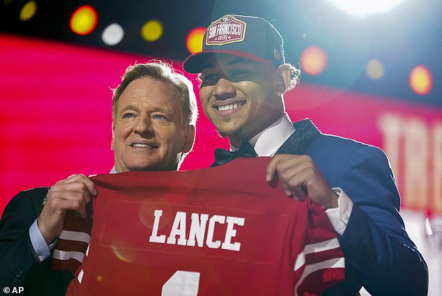 Trey Lance wurde im NFL Draft 2021 aus dem Bundesstaat North Dakota auf Platz 3 der Gesamtauswahl gewählt