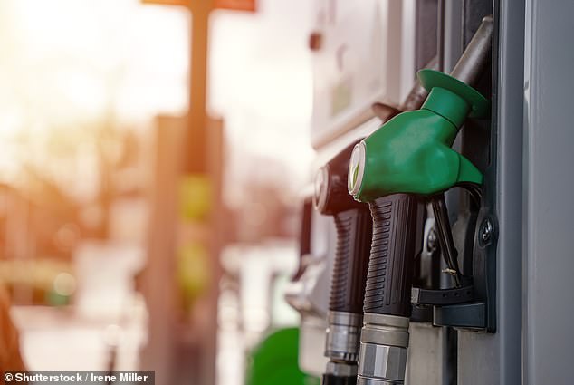 Warum steigen die Kraftstoffpreise wieder?  Benzin hat ein Sechsmonatshoch erreicht, während Diesel so teuer ist wie seit drei Monaten nicht mehr.  Hier ist der Grund...