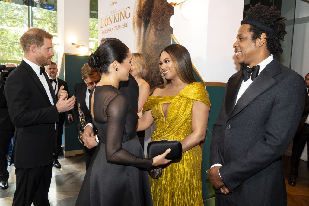 Beyoncé und Jay-Z treffen Meghan Markle und Prinz Harry. 