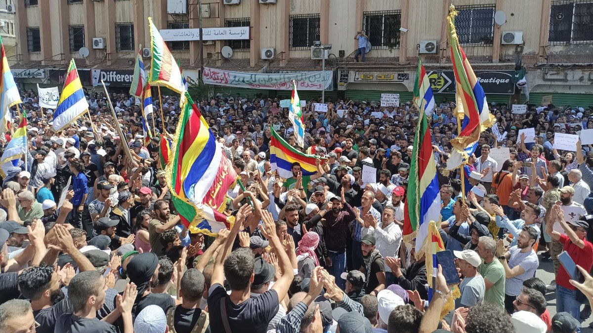 Demonstrationen gegen die Regierung in Syrien