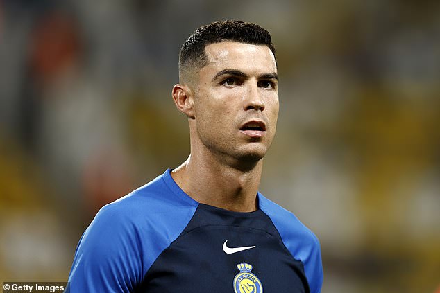 Al-Nassr-Stürmer Cristiano Ronaldo wurde zum ersten Mal seit 2005 von der Ballon d'Or-Liste gestrichen