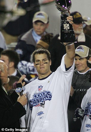 Brady winning Super Bowl XXXIX