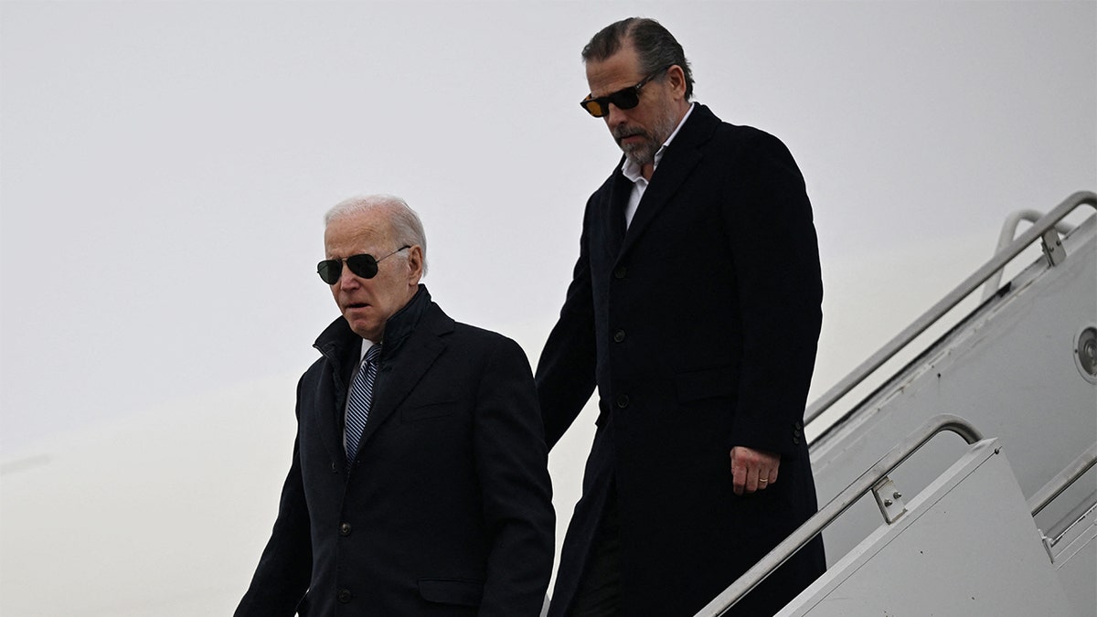 Präsident Biden und Hunter Biden kommen in Syracuse, New York an