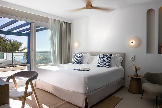 „Das METT Hotel & Beach Resort besteht ganz aus Marmor und Granit – ein so cooler und stilvoller Ort, wie man es sich in einer schwülen Spätsommernacht nur wünschen kann“, schreibt Mark