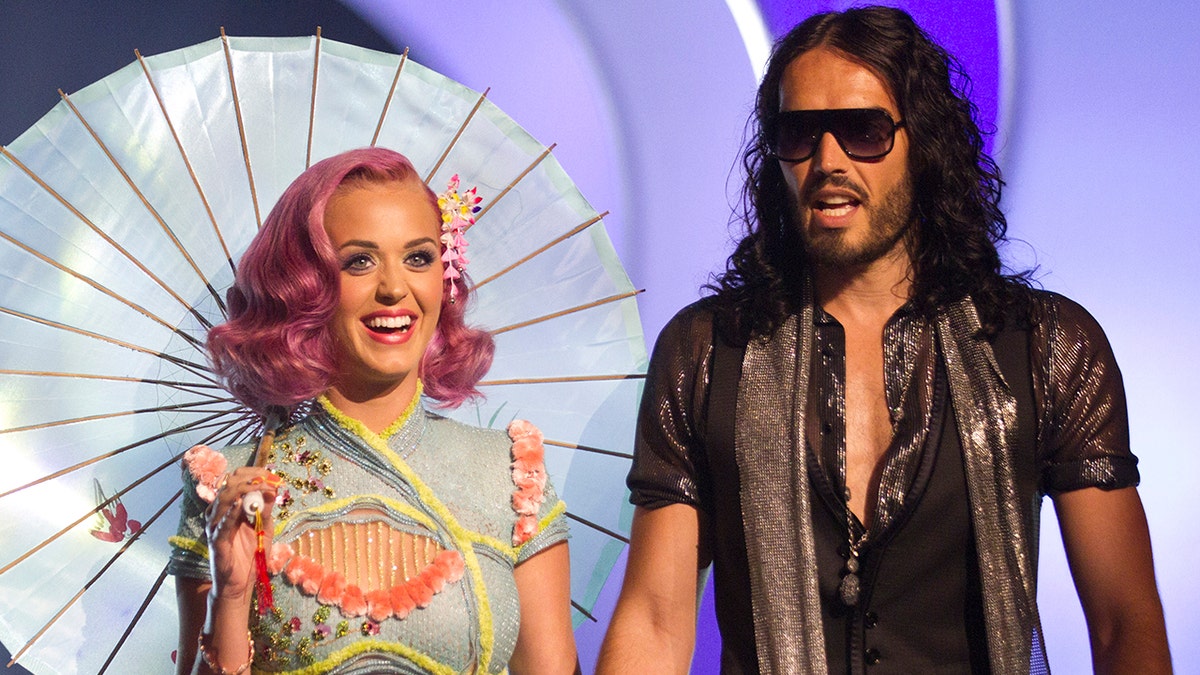 Katy Perry und Russell Brand bei den VMAs