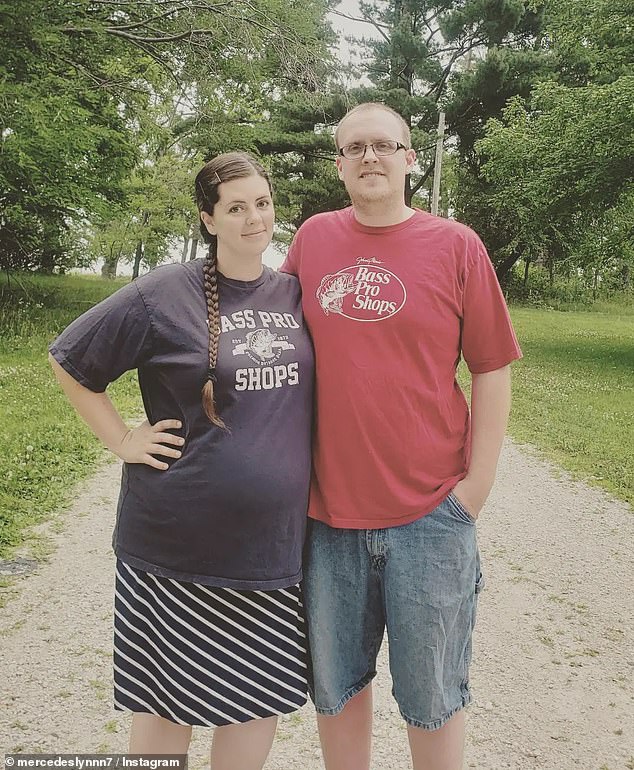 Die werdende Mutter aus Iowa hat mit ihren Videos, die dokumentieren, wie sie und ihre bald zehnköpfige Familie auf ihrem Bauernhof zurechtkommen, mehr als 60.000 Follower gewonnen