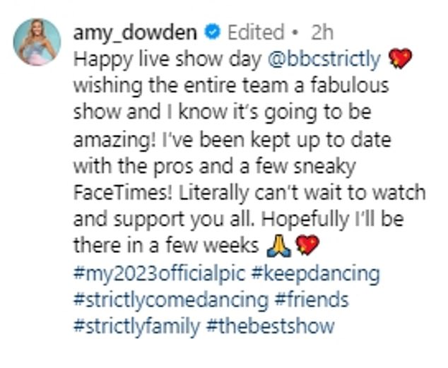 Süß: Amy teilte ihren offiziellen Strictly-Schnappschuss für 2023 und erzählte, dass sie es kaum erwarten kann, alle Paare zu sehen und zu unterstützen – nur wenige Stunden vor der ersten Live-Show der Serie 2023
