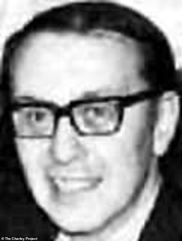 Der Abgeordnete Nicholas Belgich verschwand 1972 zusammen mit seinem Kollegen Hale Boggs, einem Adjutanten und Piloten, auf einem Flug durch das Alaska-Dreieck.  Es wird angenommen, dass das Flugzeug abgestürzt ist, es wurden jedoch nie Überreste gefunden