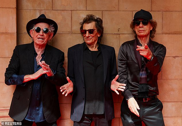 Hackey Diamonds: Die Rolling Stones – bestehend aus Mick, Keith Richards und Ronnie Wood – veröffentlichen ihr erstes Album mit neuem Material seit 18 Jahren und ihr erstes seit Charlie Watts‘ Tod