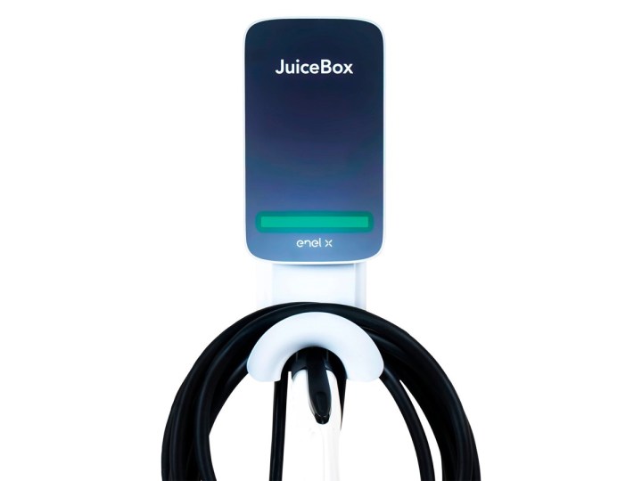Das Juicebox 40-Ampere-Ladegerät für Elektrofahrzeuge vor weißem Hintergrund.