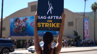 Aufschlüsselung der brennendsten Fragen von SAG-AFTRA Strike: Ist es in Ordnung, ins Kino zu gehen?