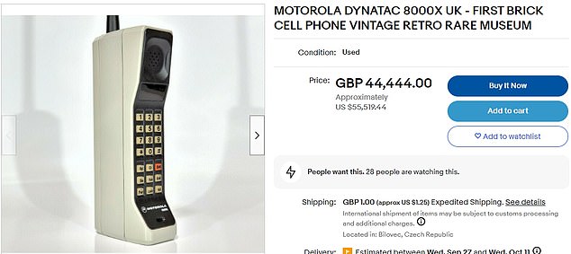 Eines dieser Mobiltelefone ist bei eBay für mehr als 55.000 US-Dollar gelistet