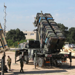 Deutschland und Israel unterzeichnen „historisches“ Raketenabwehrabkommen