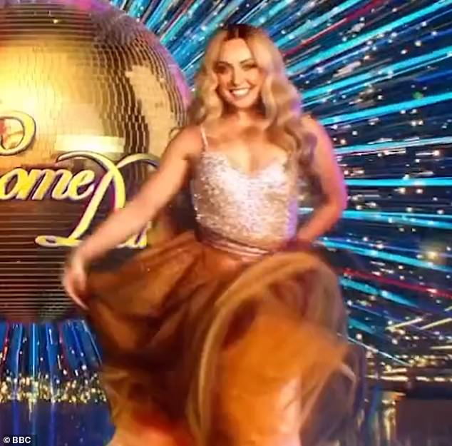 Love: Strictly Come Dancing-Fans überschwemmten die sozialen Medien mit guten Wünschen für Profi-Amy Dowden, nachdem sie am Samstag überraschend in der Live-Show auftrat