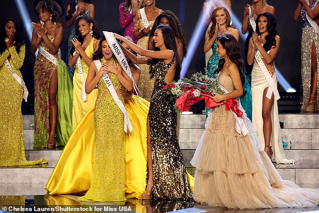 Der Moment, als Miss Utah gestern bei der glanzvollen Zeremonie zur Miss USA 2023 gekrönt wurde