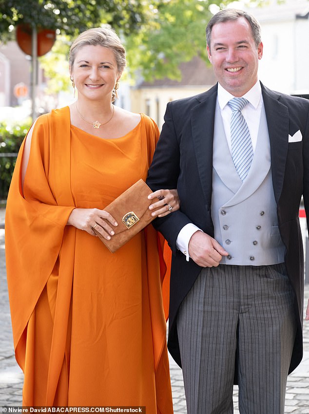 Unter den Teilnehmern waren Krongroßherzog Guillaume von Luxemburg und Krongroßherzogin Stephanie von Luxemburg