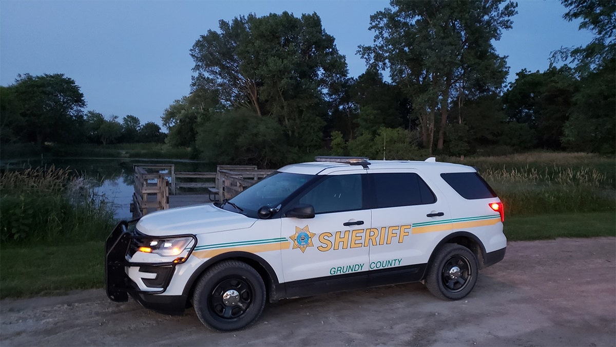 Fahrzeug des Sheriffbüros von Grundy County