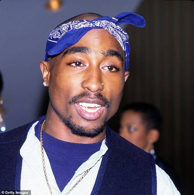 Der amerikanische Rapper und Schauspieler Tupac Shakur wurde bei einer Schießerei getötet, die seit 27 Jahren ungeklärt ist, obwohl in dem Fall am Freitag eine Festnahme vorgenommen wurde
