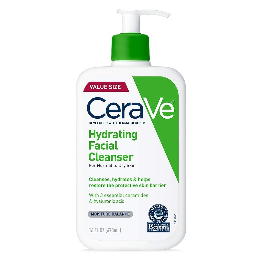 CeraVe Hydrating Facial Cleanser, weiße und grüne abgerundete rechteckige Flasche mit grüner und weißer Pumpe auf weißem Hintergrund