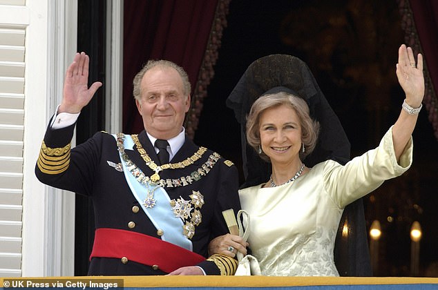 Juan Carlos (im Bild mit Königin Sofia) regierte von 1975 bis zu seiner Abdankung im Jahr 2014