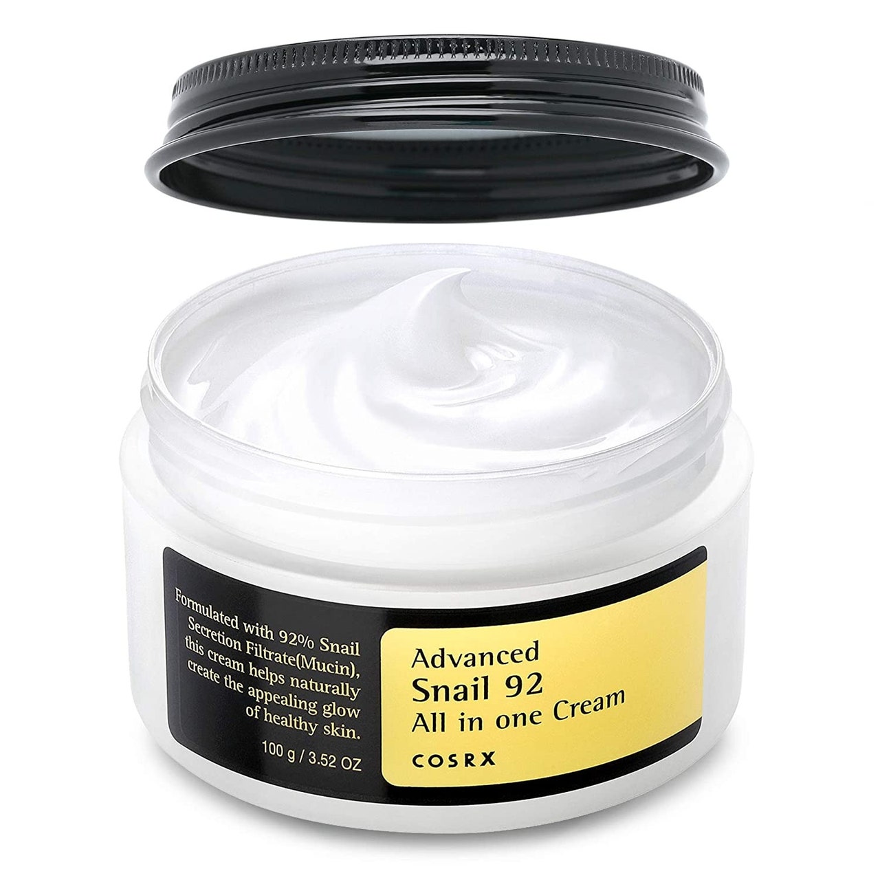 Eine offene Wanne Cosrx Advanced Snail 92 All in One Cream auf weißem Hintergrund