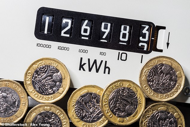 Engpass: Die durchschnittliche Energierechnung eines Haushalts wird für Dual-Fuel-Lastschriftkunden voraussichtlich um 64 £ pro Jahr auf 1.897 £ steigen