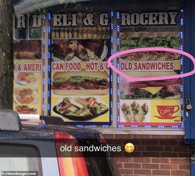 Appetitlich!  Eine andere Person in den USA entdeckte vor einem Lebensmittelgeschäft ein Schild mit der Aufschrift „alte Sandwiches“.