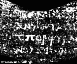 Farritor war der erste Mensch, der ein Wort in den Manuskripten entdeckte, indem er mithilfe von KI nach subtilen Spuren in den 3D-Scans suchte