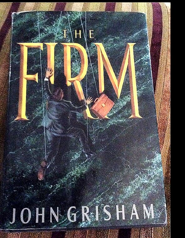 John Grishams Roman „The Firm“. 