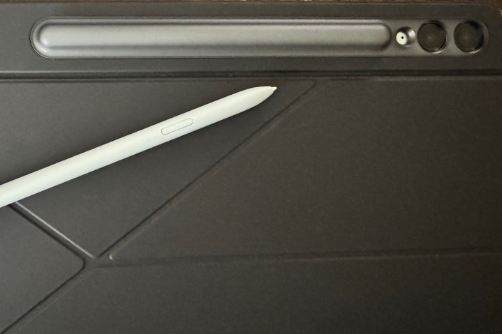 The back of a cover for the Samsung Galaxy Tab S9 FE+ showing the S Pen and place to put it.