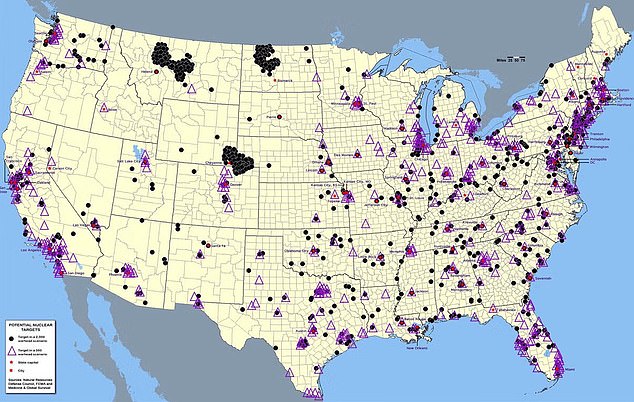 Eine ursprünglich vom Natural Resources Defense Council im Jahr 2002 veröffentlichte Karte zeigt potenzielle Atomziele in den USA