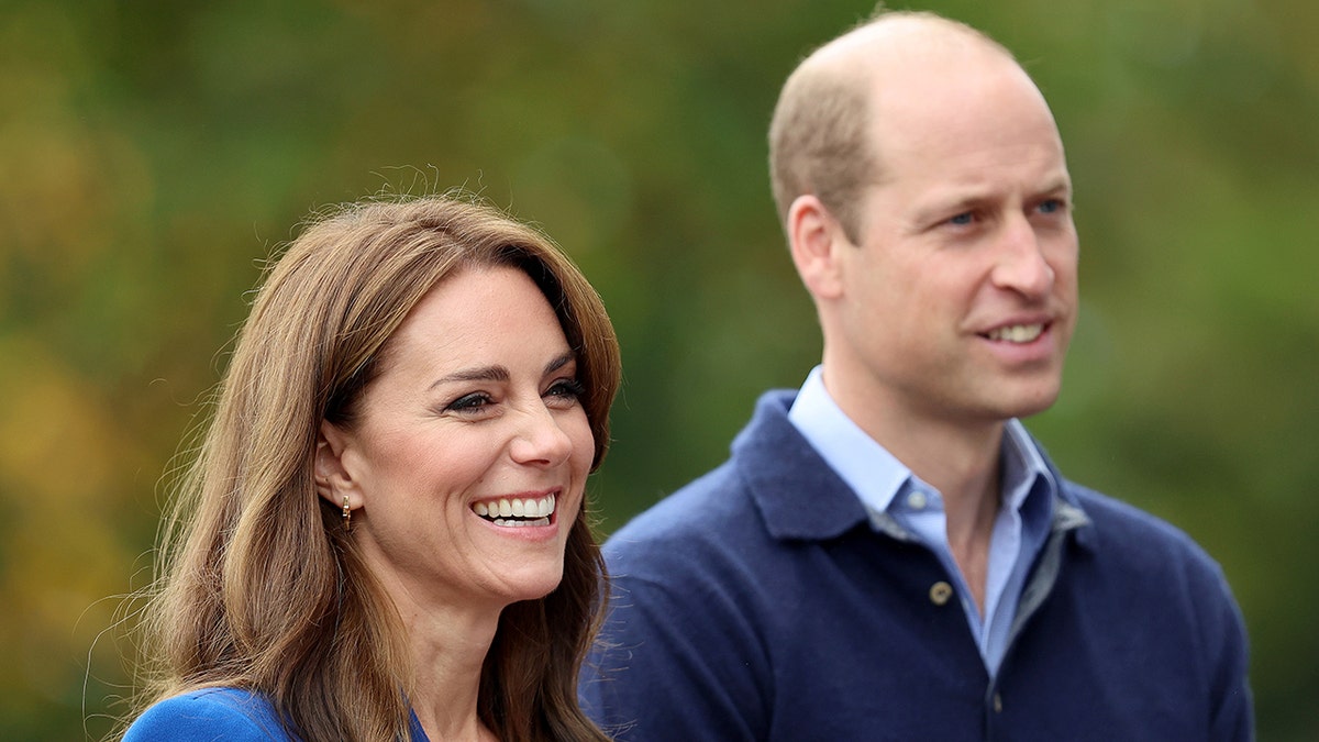Prinz William und Kate Middleton tragen bei einem Ausflug passende Blautöne