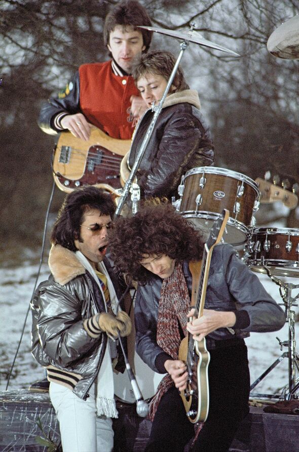 Freddie Mercury und Brian May auf der Bühne