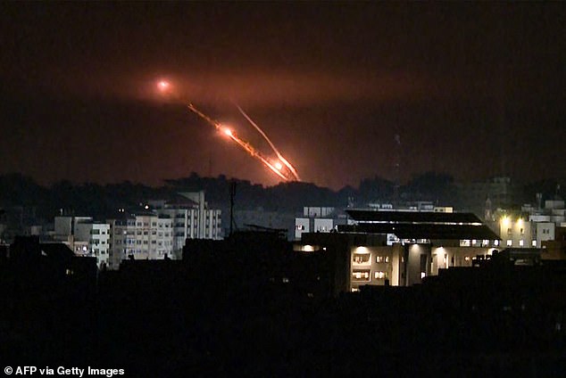 Die Hamas-Raketen wurden vom israelischen Verteidigungssystem Iron Dome abgefangen