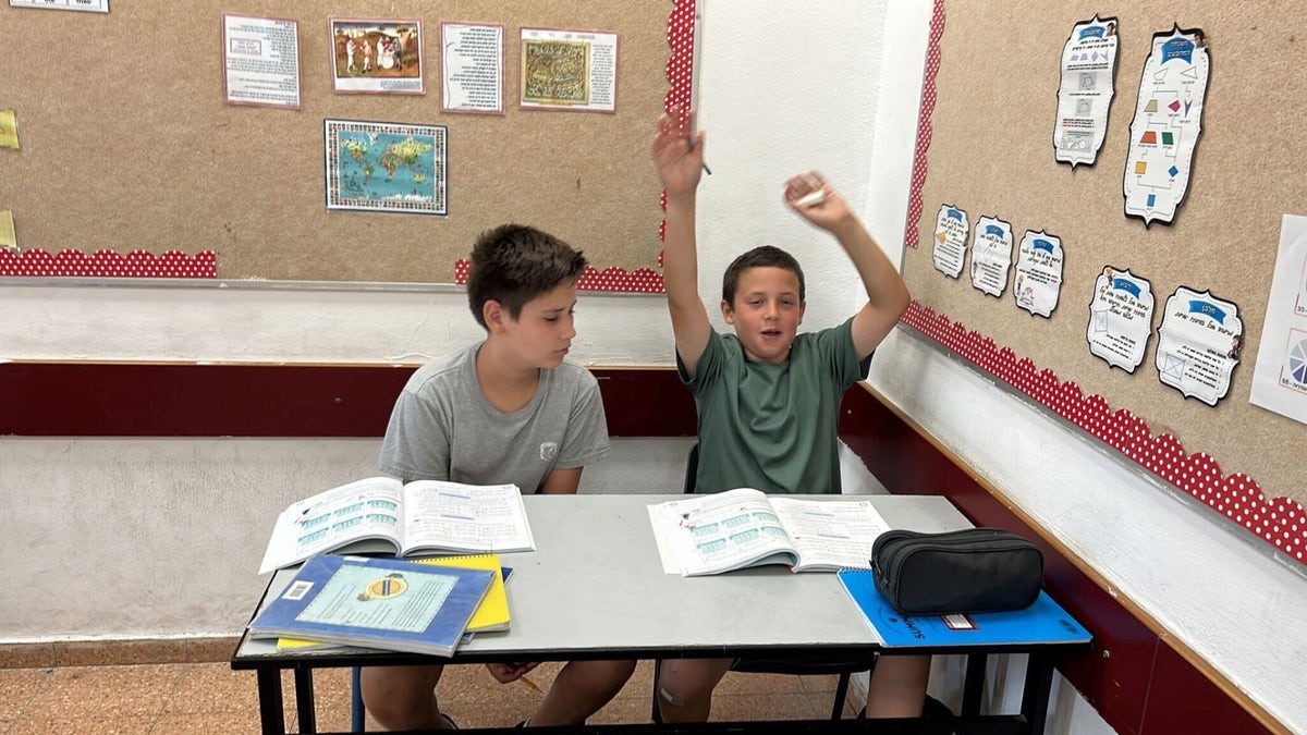 Israelische Kinder in der Schule