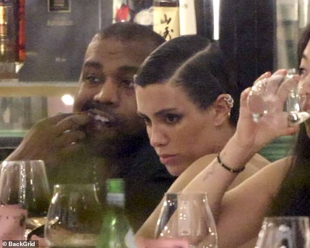 Kanye West, 46, hat eine Reihe von Regeln für seine „Frau“ Bianca Censori erlassen, behauptete ein Insider, da die Besorgnis über die Beziehung des Paares zunimmt