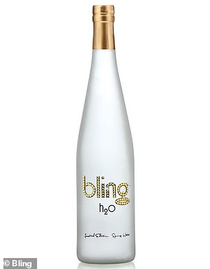 Das Wasser von Bling H2O ist leicht alkalisch und „angenehm leicht mit einer zart süßen Note“.